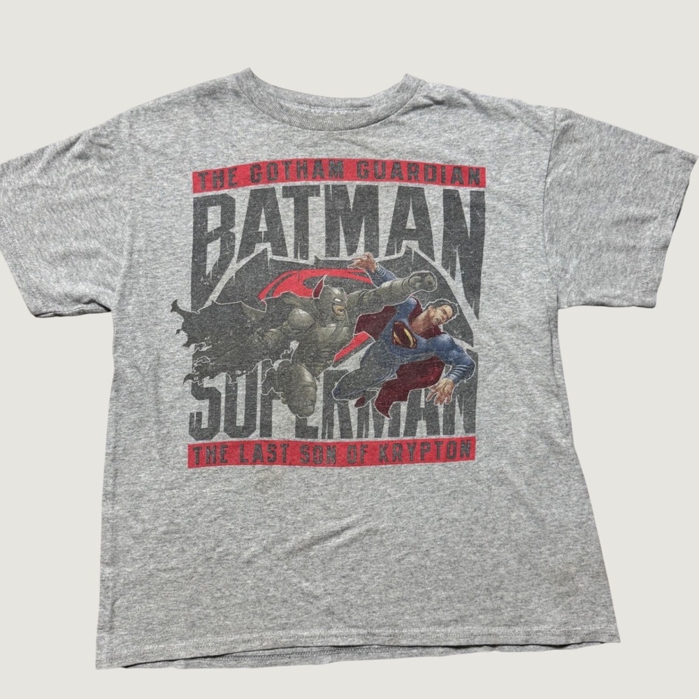 DC Comics Batman v Superman Dawn of Justice Graphic Tee Kids Medium Gray Shirt